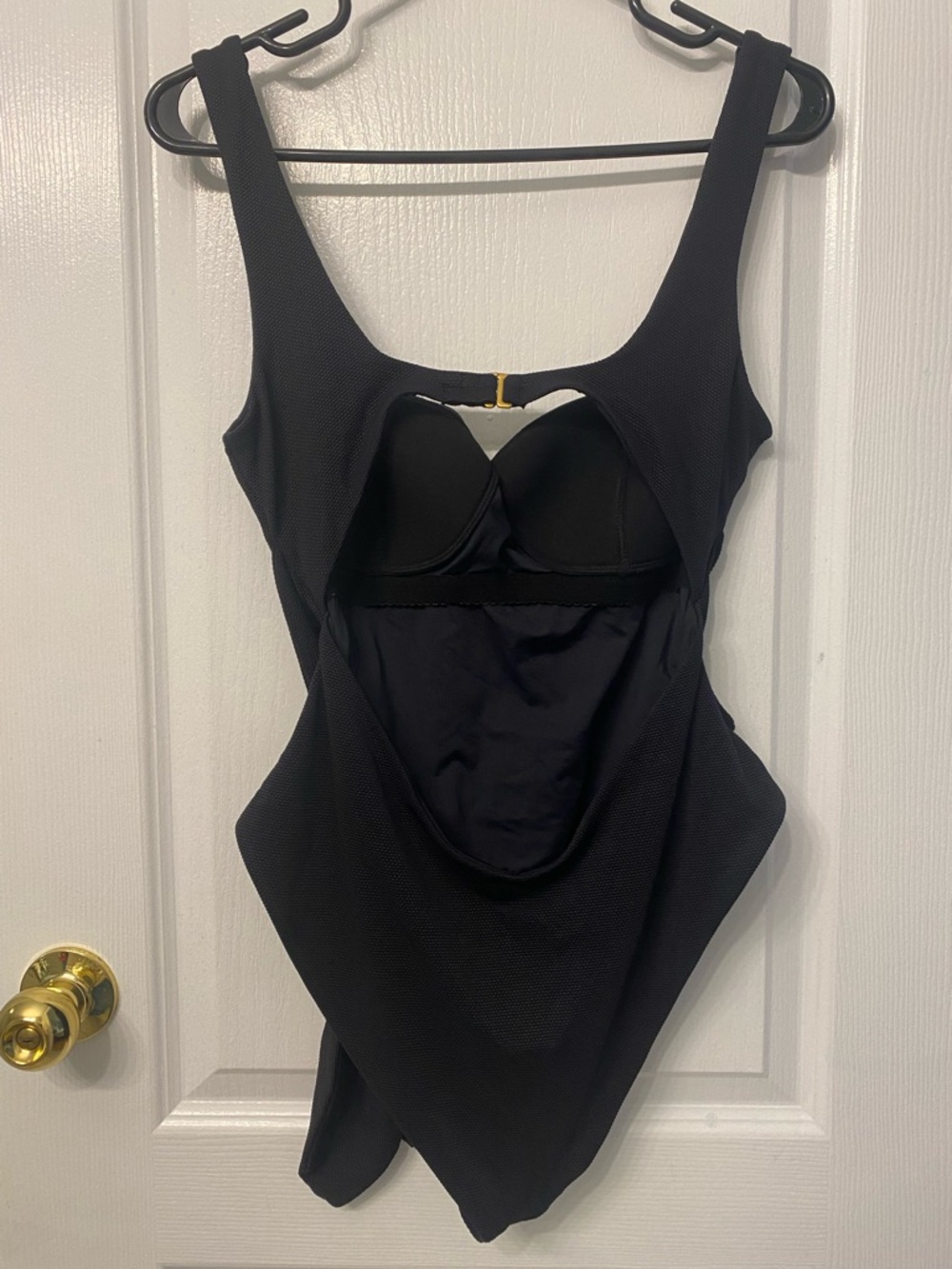 L*Space Balboa One-Piece Classic
Swimsuit Black Women's Size XL - Picture 9 of 12